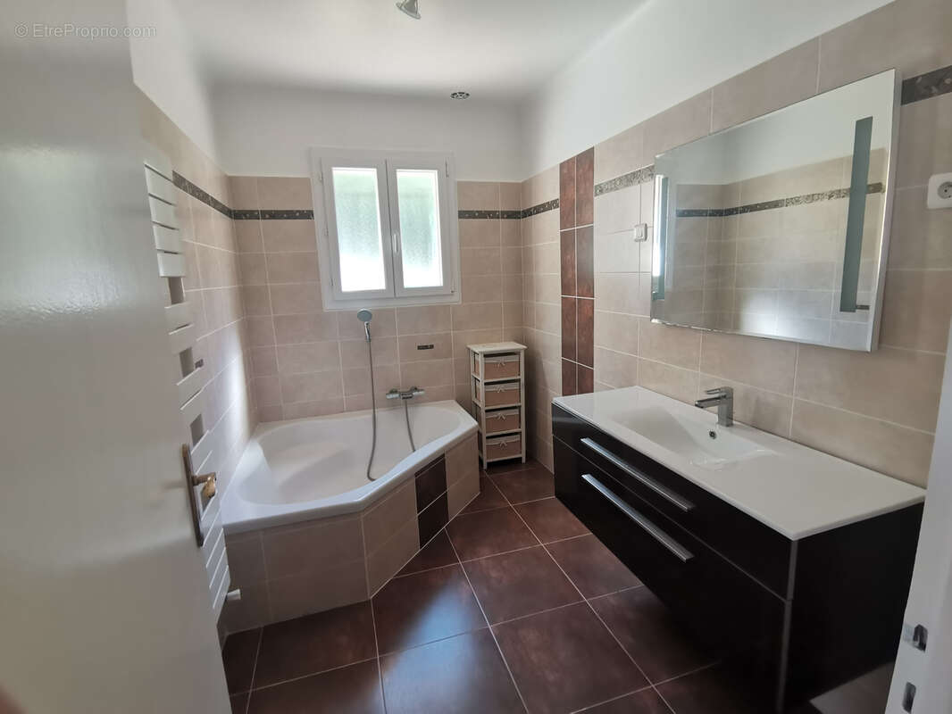 Maison à CAGNES-SUR-MER