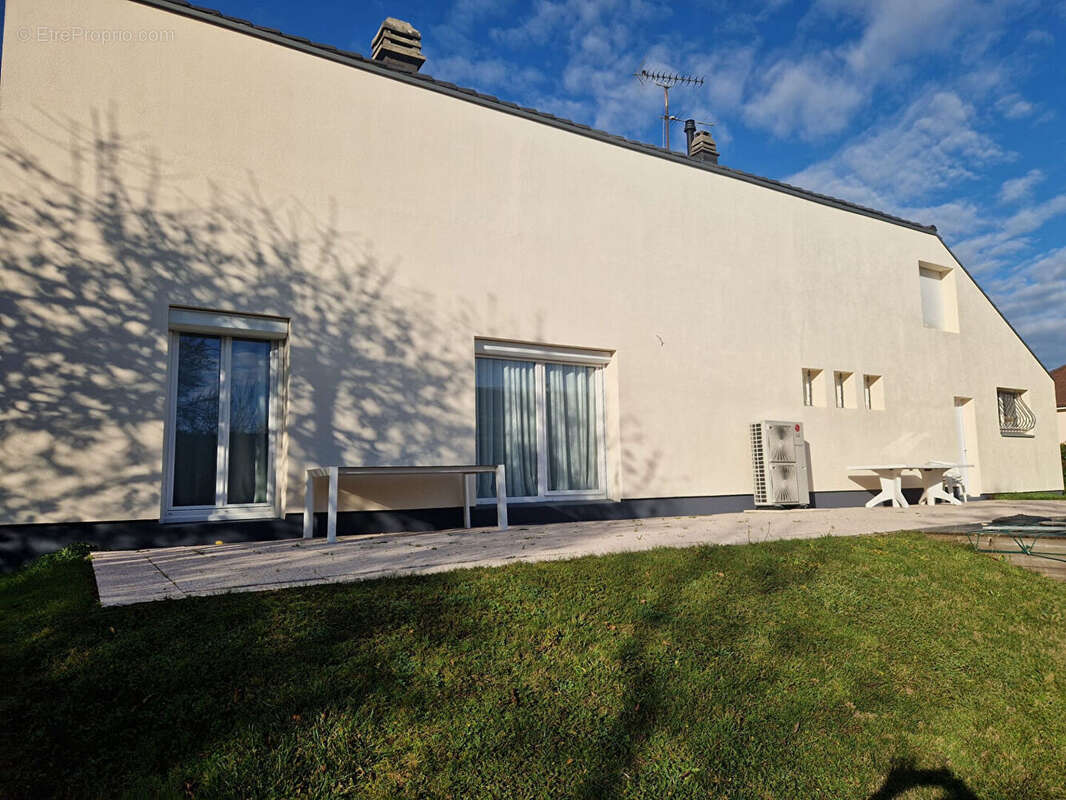 Maison à MAUREPAS