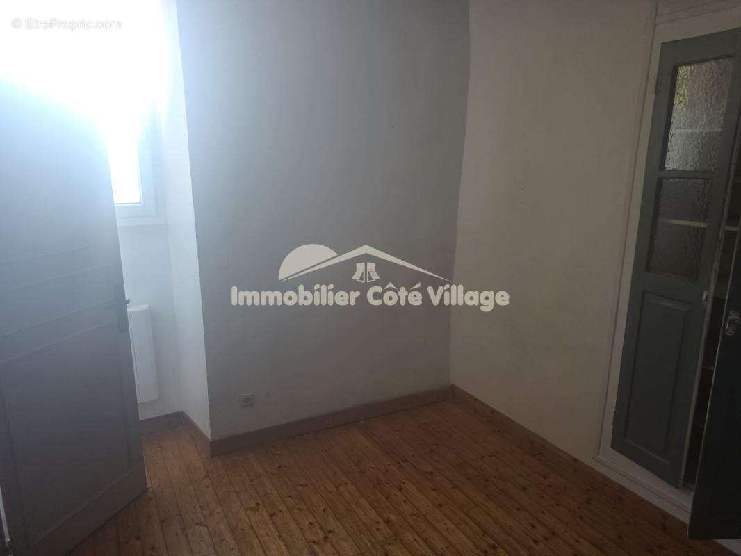 Appartement 4 pièces 135m2 (Loi Carrez 110m2) +3 caves, Touë - photo 30