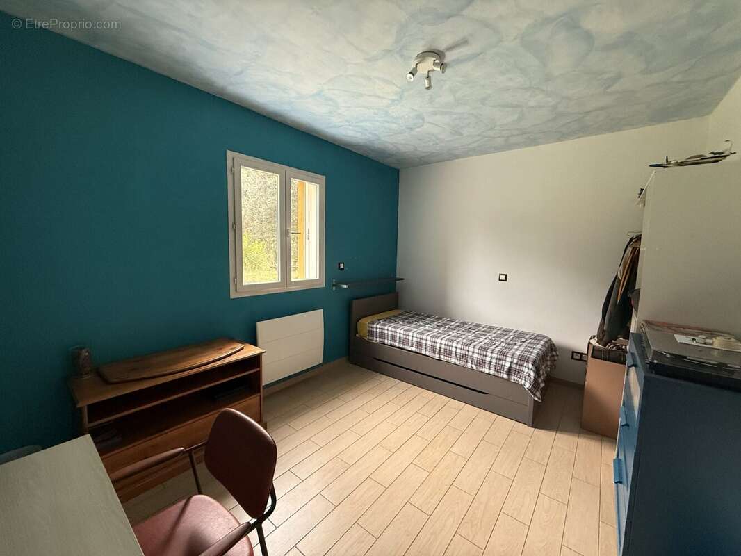 Maison à MONTCLUS