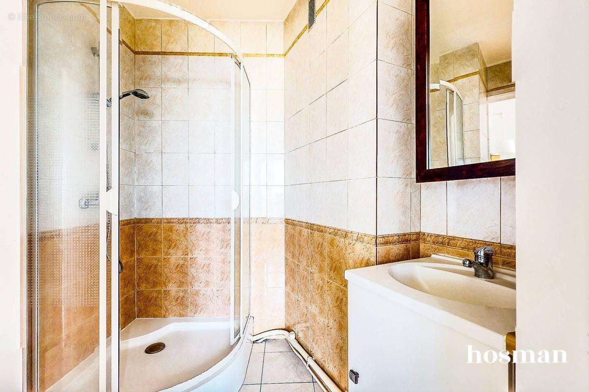 Appartement à PARIS-14E