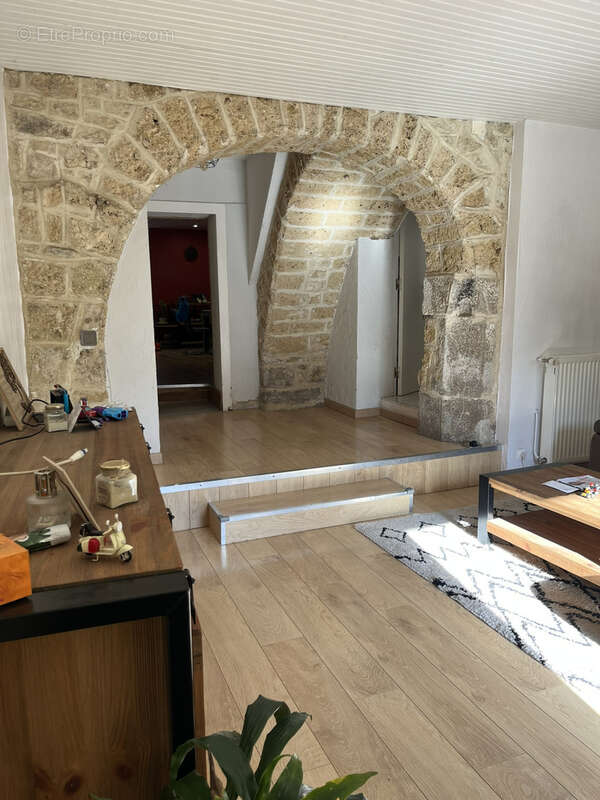 Maison à MOUTHIER-HAUTE-PIERRE