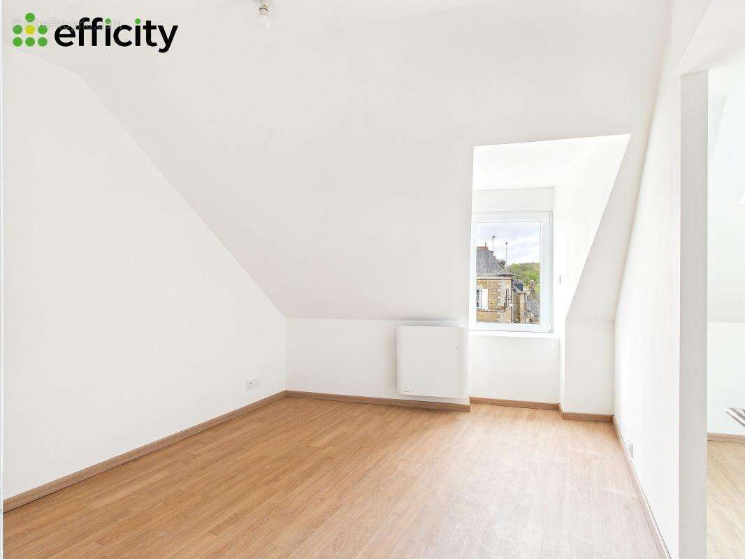 Maison 83 m² à Louvigne-Du-Desert  - photo 7