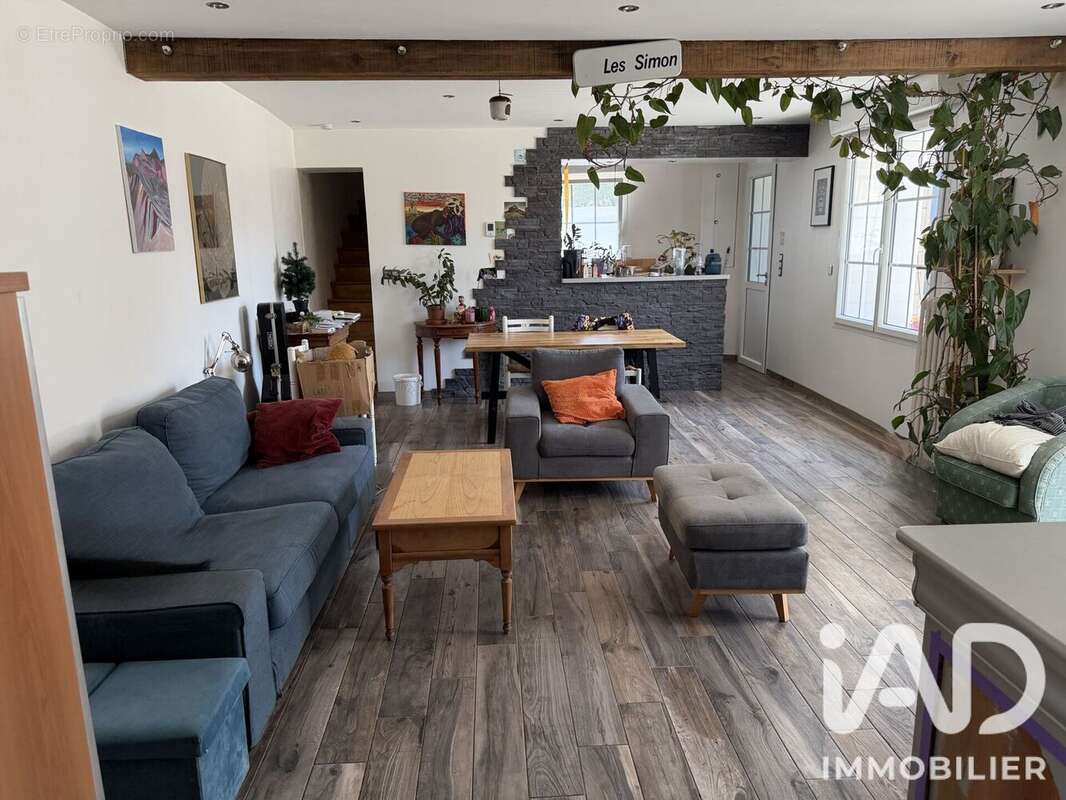 Maison 88 m² à Bouafles  - photo 2