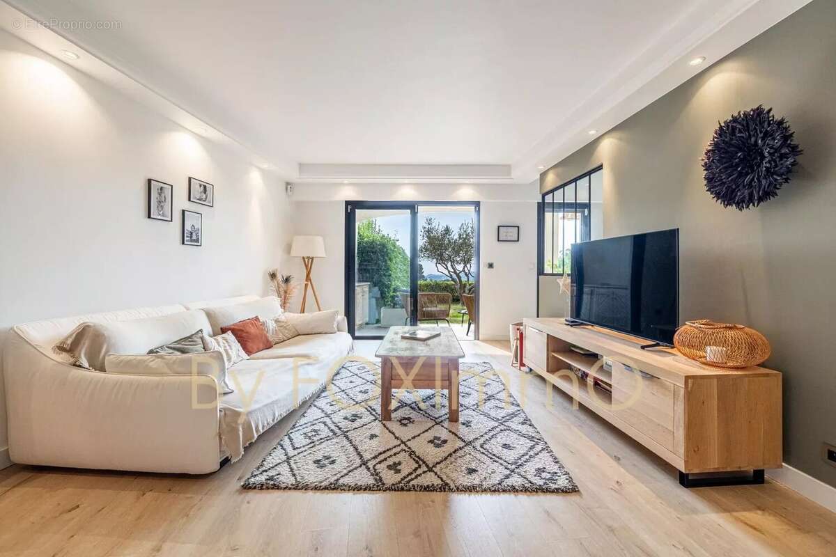 Appartement à MOUGINS