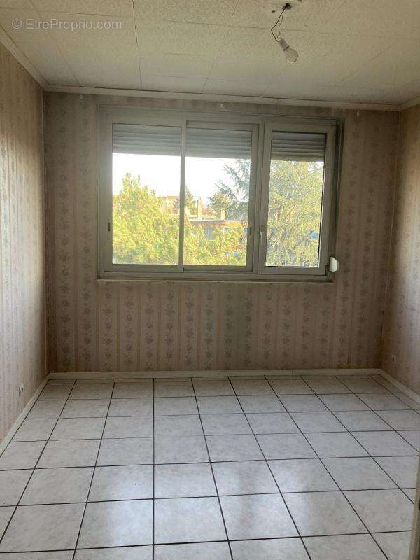 Appartement à BRON