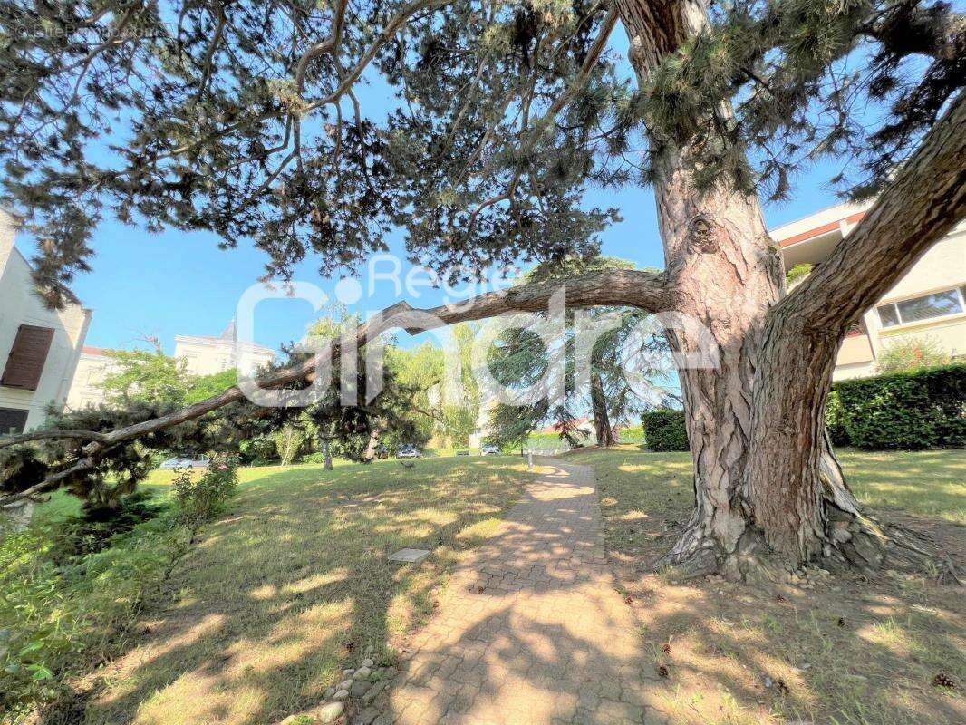 Appartement à LYON-9E