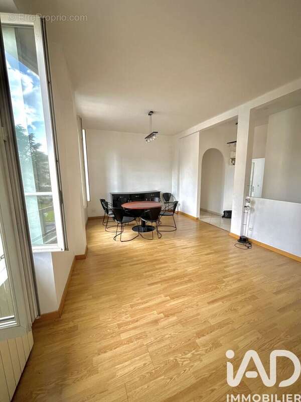 Photo 3 - Appartement à BRIVE-LA-GAILLARDE