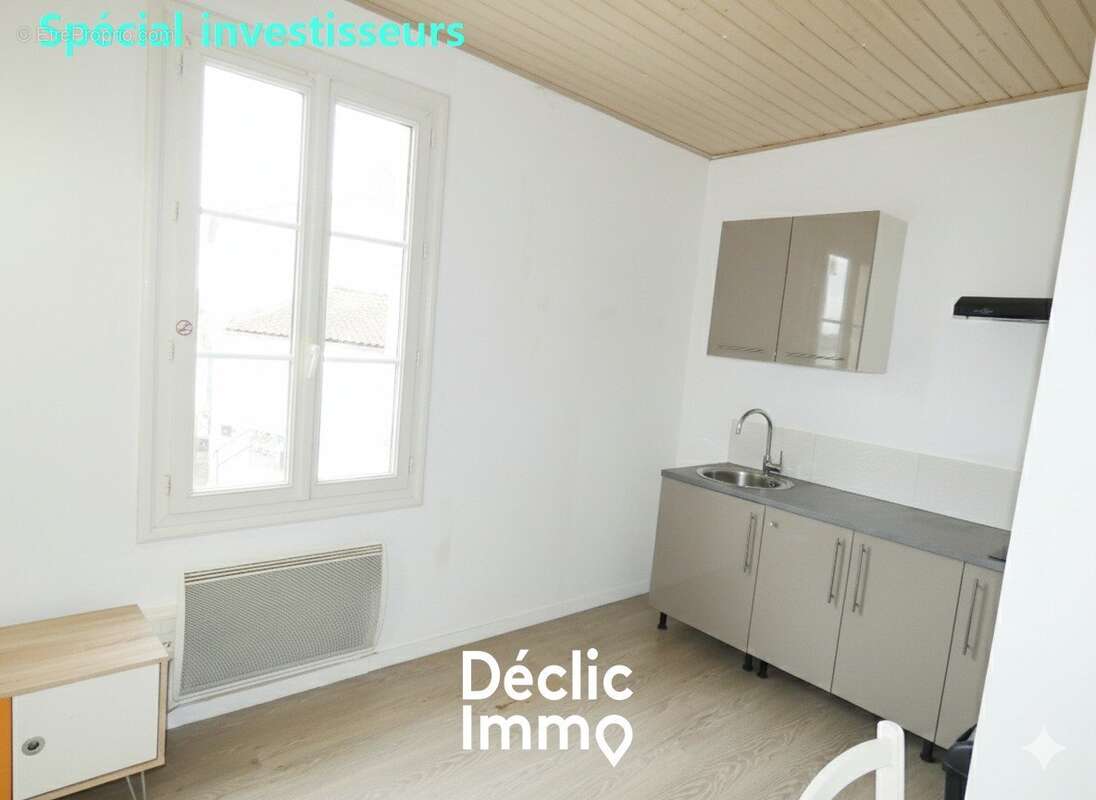 Maison à MOUTIERS-LES-MAUXFAITS