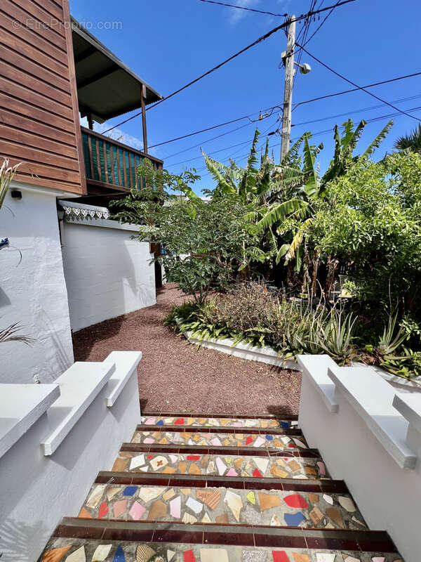 Maison à SAINT-PIERRE