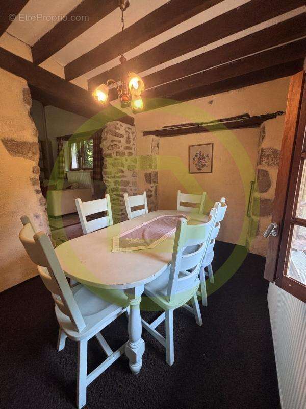 Maison à CHENERAILLES