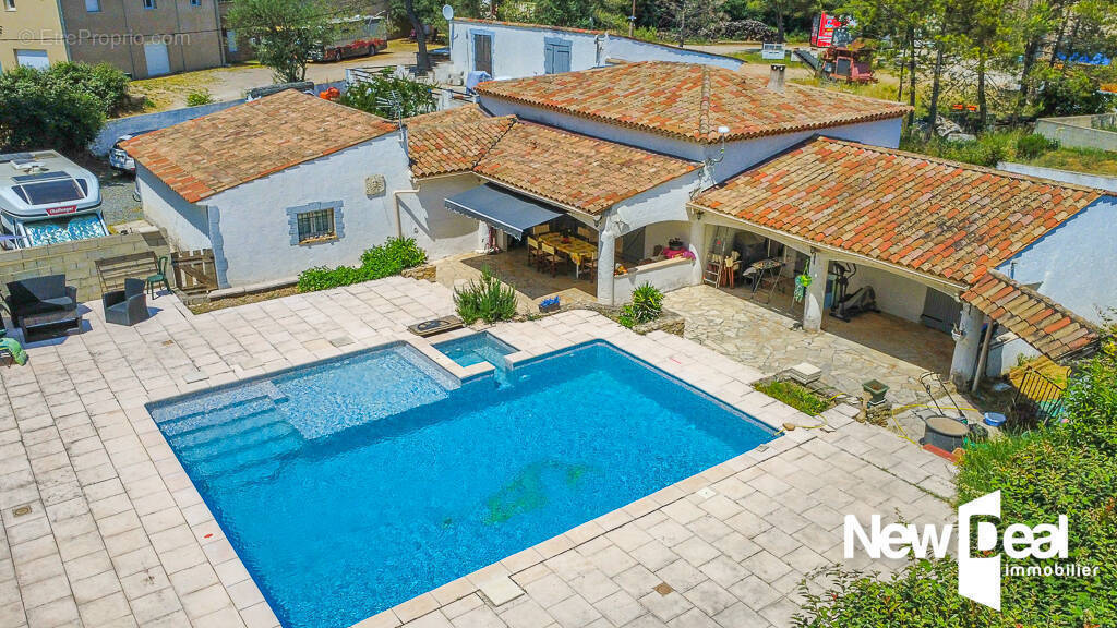 Maison à TOURRETTES