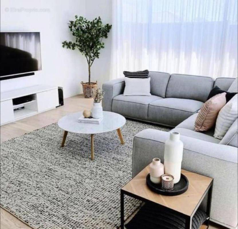 Appartement à COLOMBES