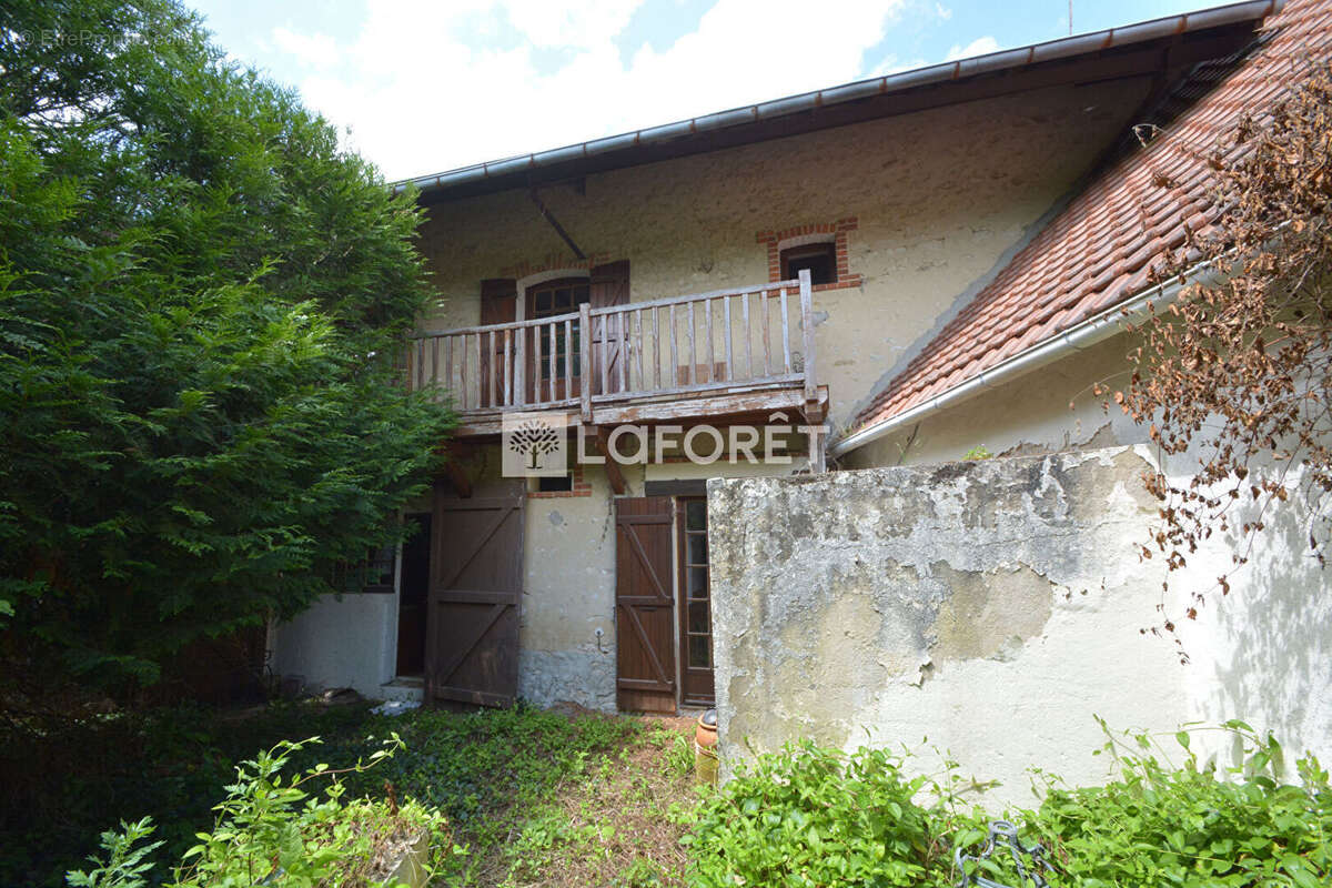 Maison à BOUILLY-EN-GATINAIS