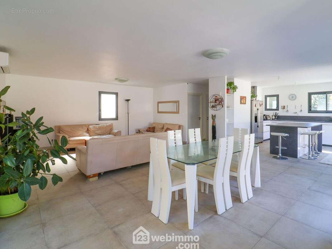 Maison à MARSEILLE-9E