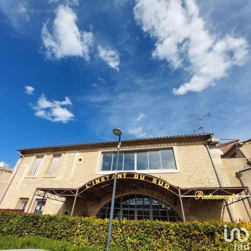 Photo 2 - Commerce à GENERAC