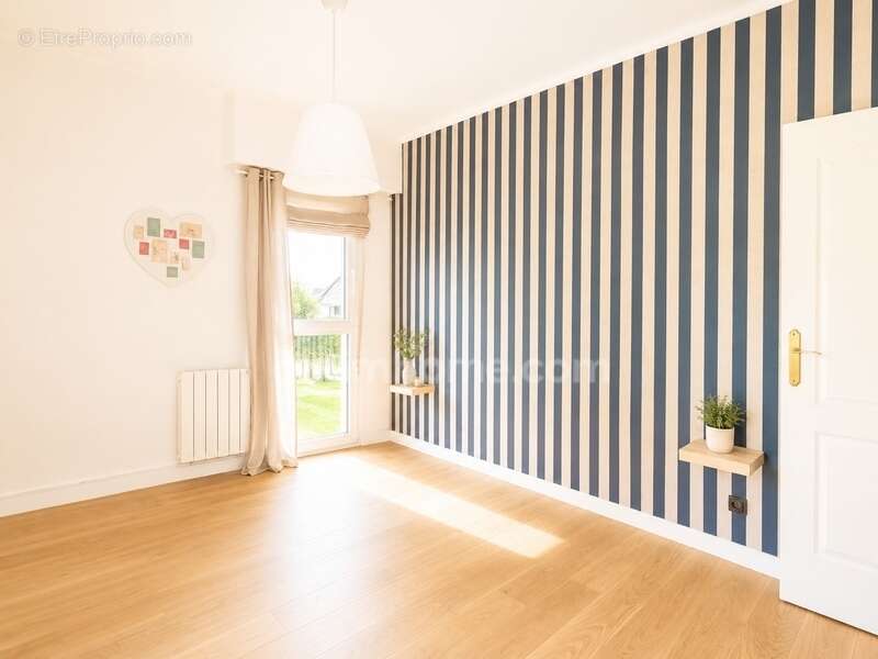 Hauteurs de Honfleur - Maison de plain pied en résidence - 53.80 m2 - 1 chambre - Terrasse - Jardin 100 m2 - parking privé et ca - photo 6