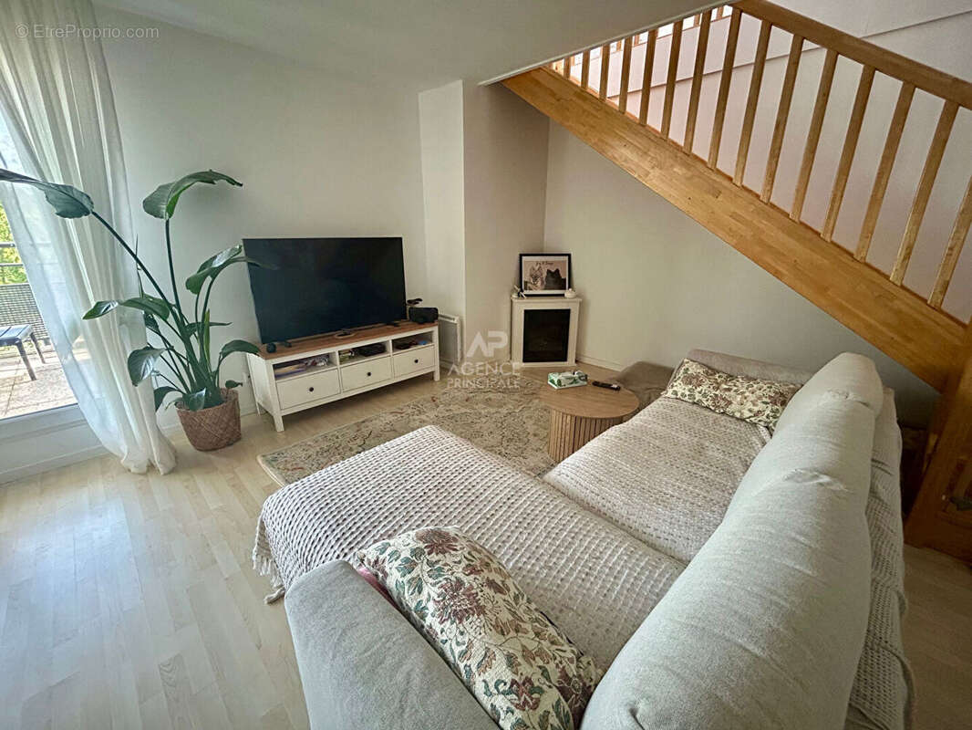 Appartement à CARRIERES-SOUS-POISSY