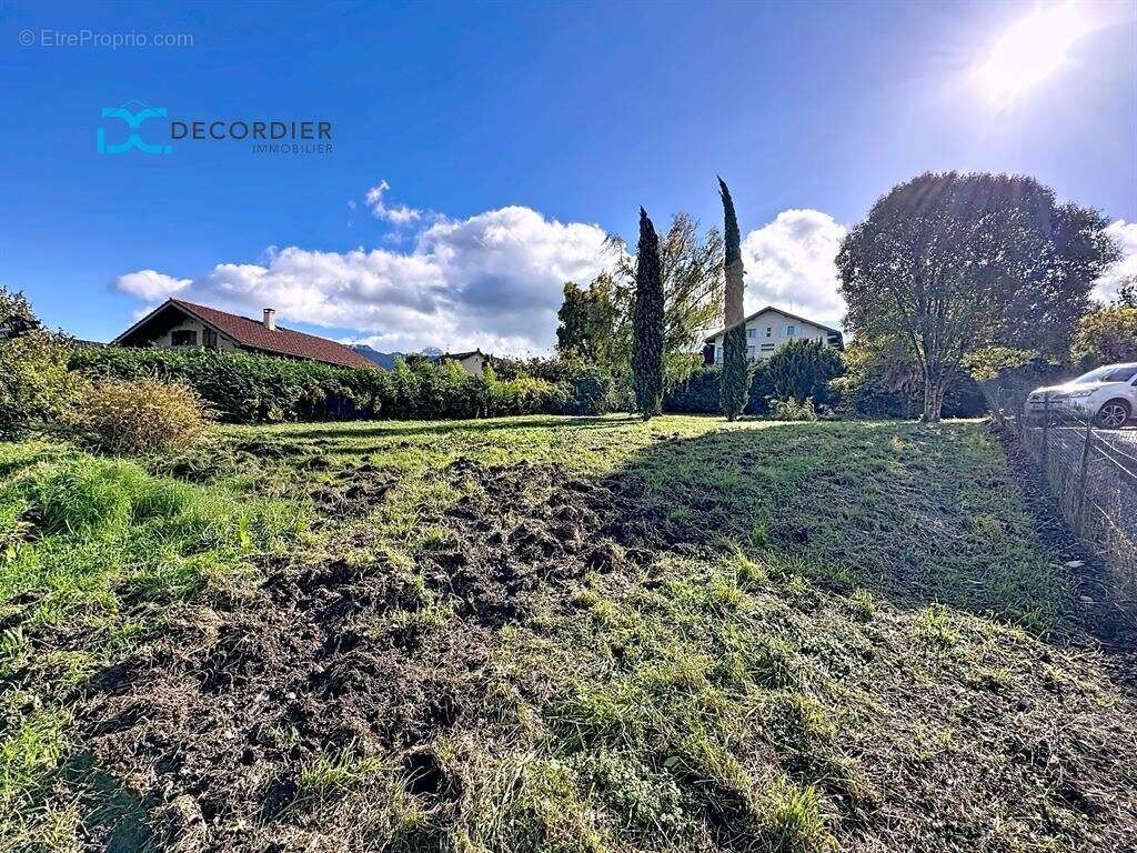 Terrain à EVIAN-LES-BAINS