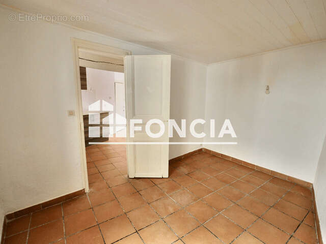 Maison à SAINT-LAURENT-DE-CERDANS