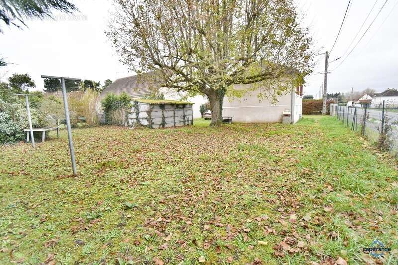 Maison à SAINT-JULIEN-DE-CHEDON
