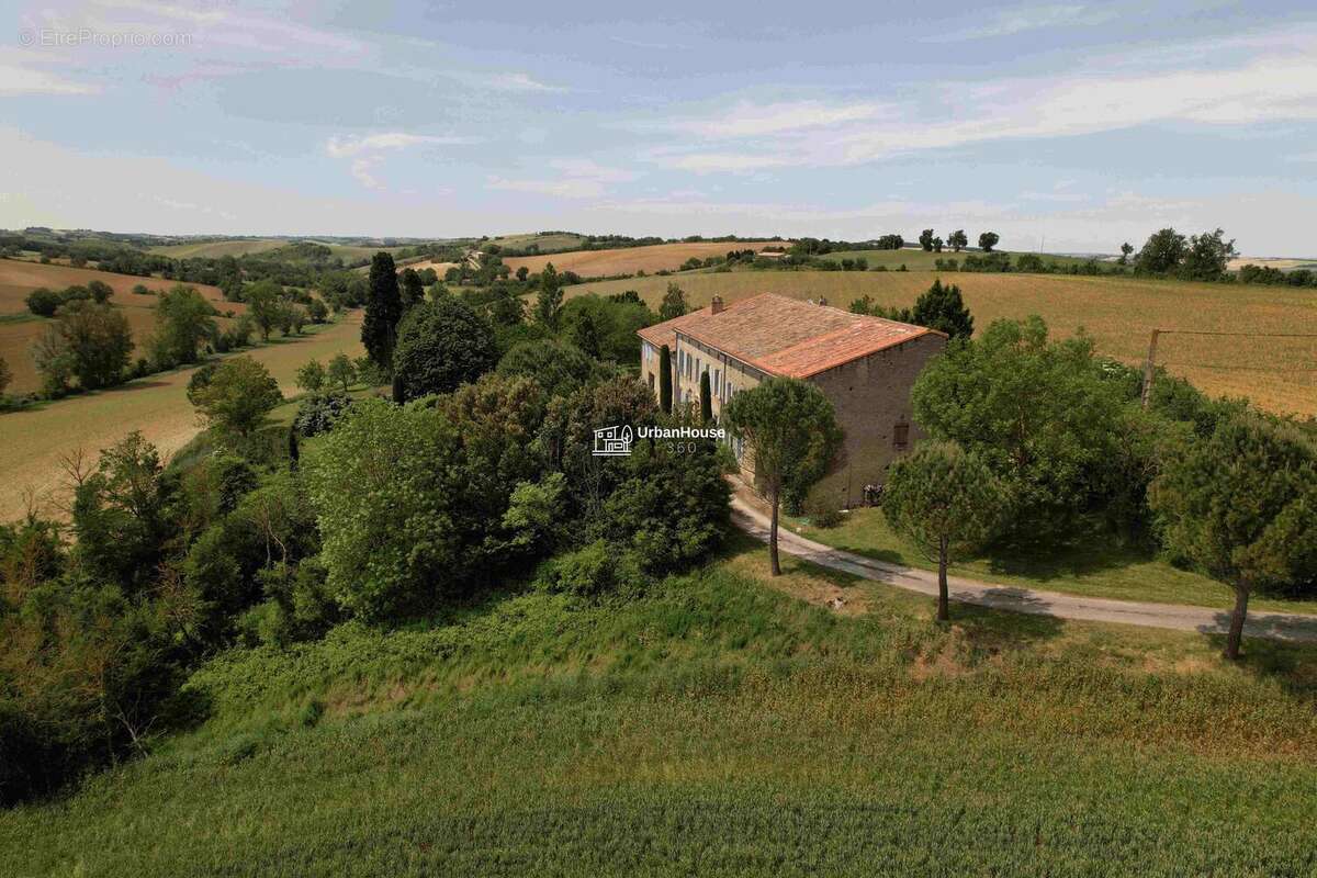 Maison à VILLEFRANCHE-DE-LAURAGAIS