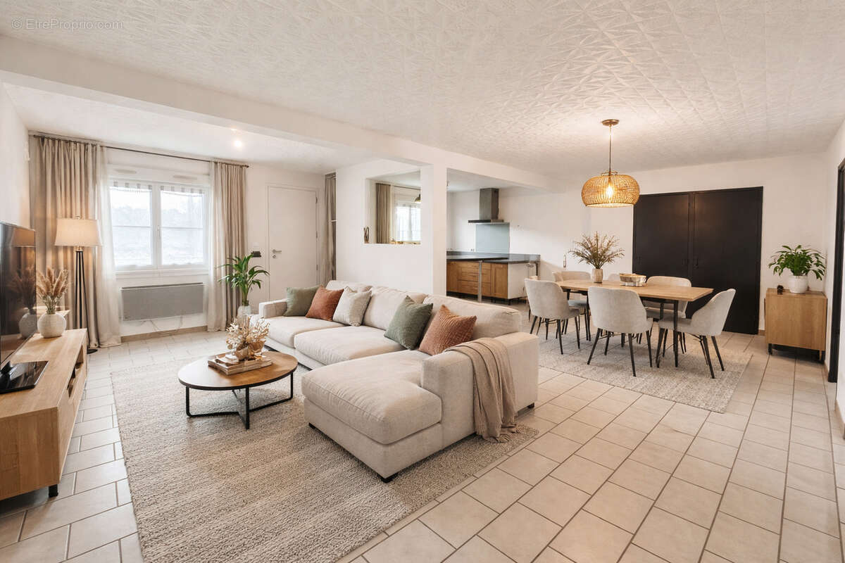 Appartement à TROUILLAS