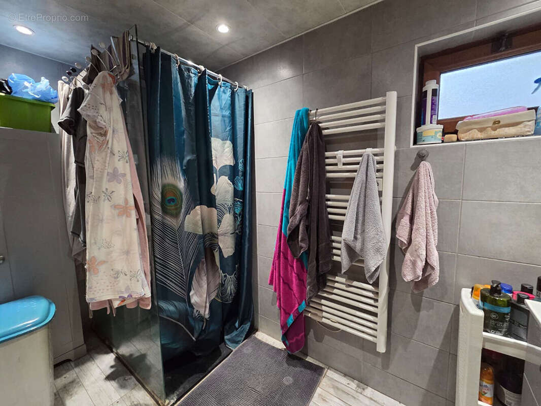 Maison à PUISIEUX-ET-CLANLIEU