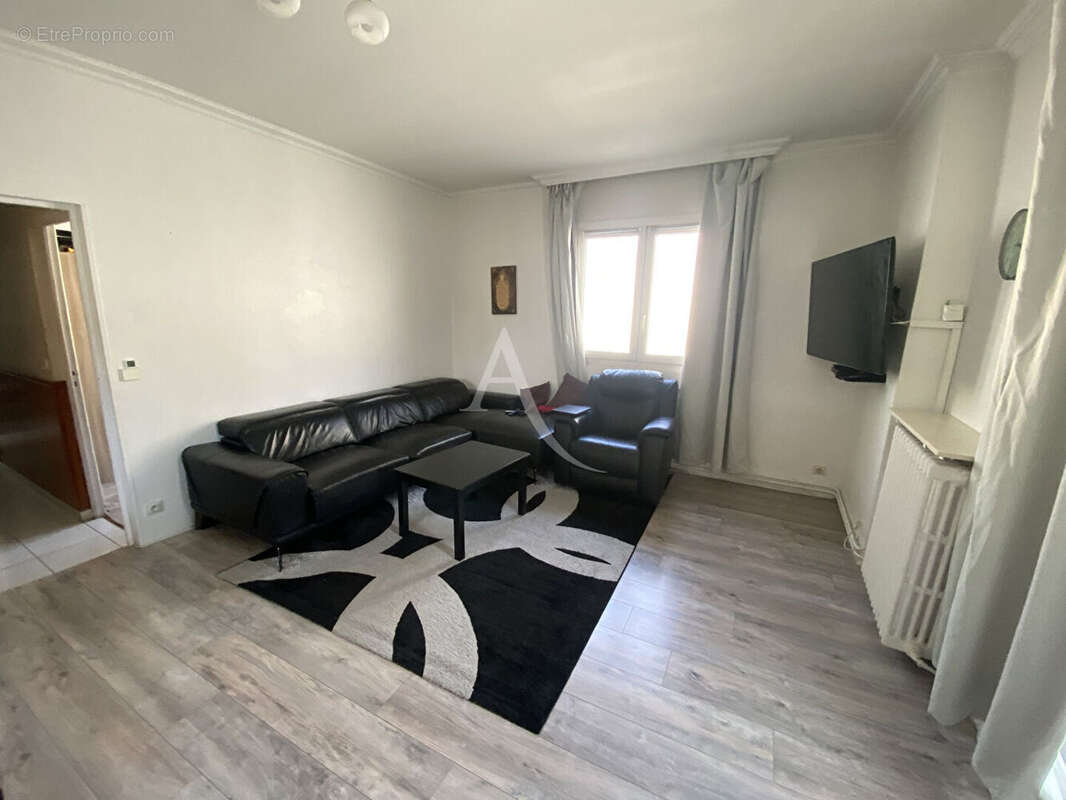 Maison Drancy 4 pièce(s) 80.73 m2 (105m2 au sol) en copropriété avec 100m2 terrain environ - photo 7