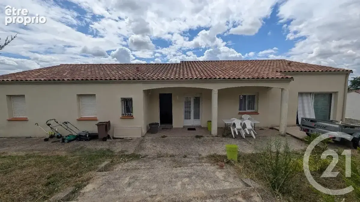 Maison 10 pièces 254 m² à vendre à Bon-Encontre (47240) - photo 1