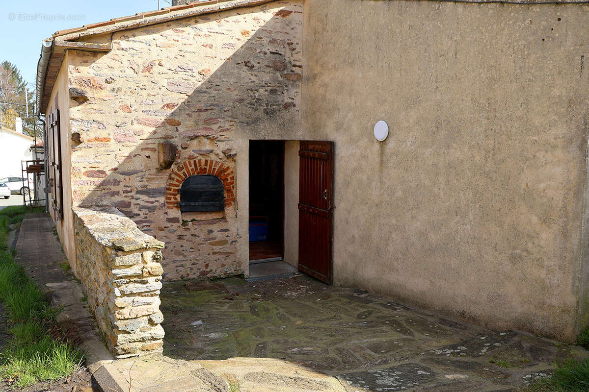 Maison à SAINT-PIERRE-DU-CHEMIN