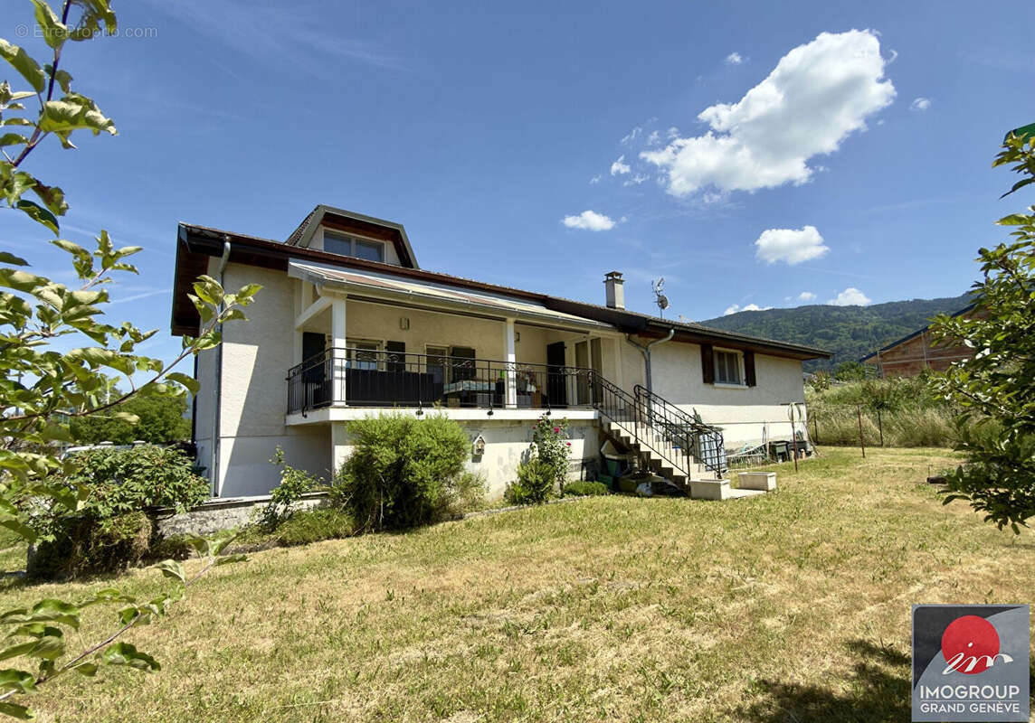 Maison à BRENTHONNE