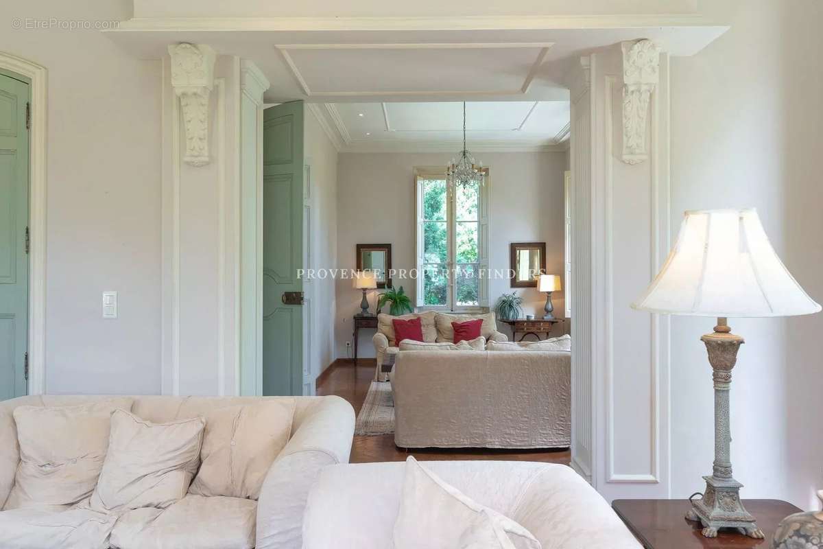 Maison à DRAGUIGNAN