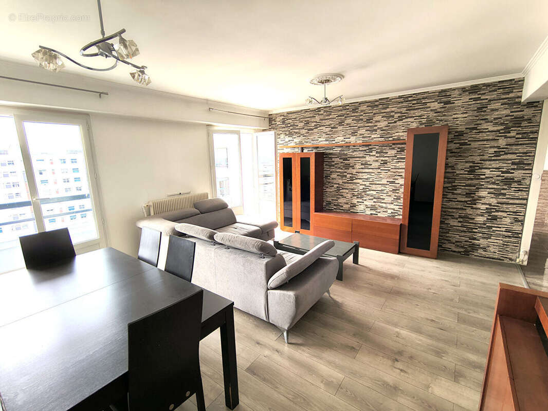 Appartement à CALUIRE-ET-CUIRE