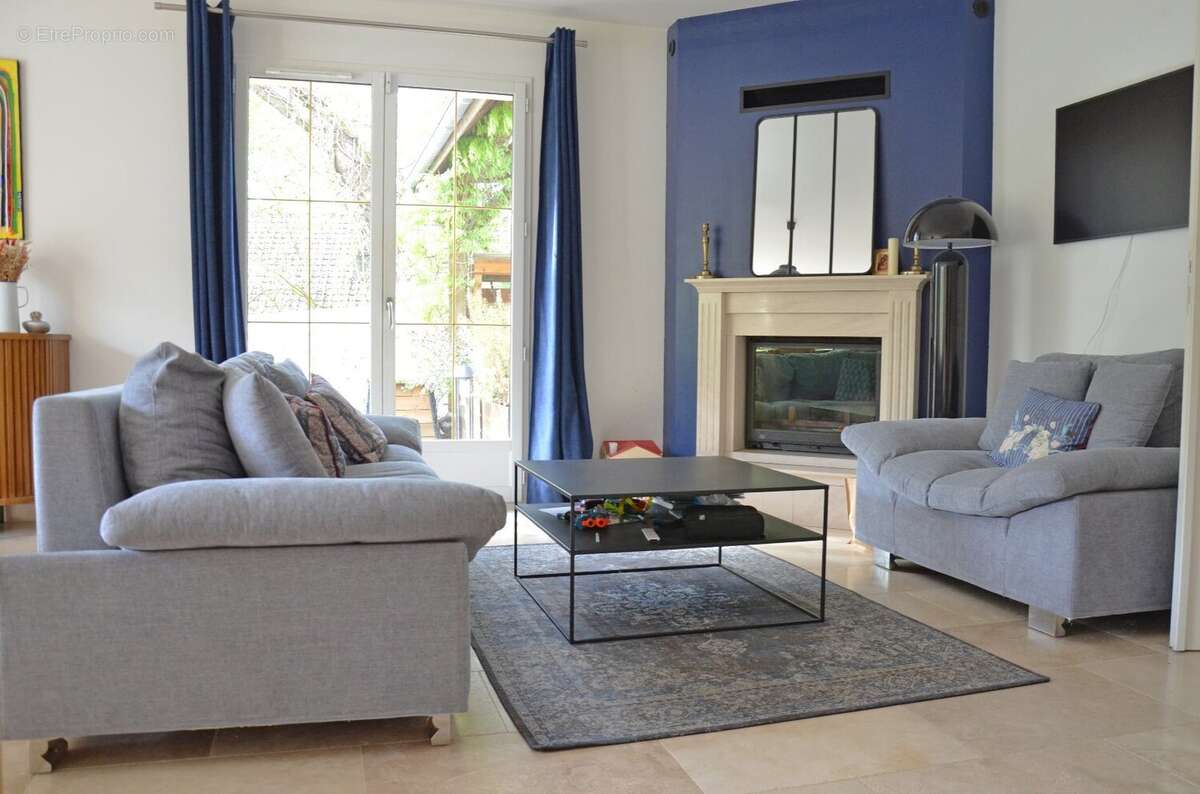 Maison à CHATEAUFORT