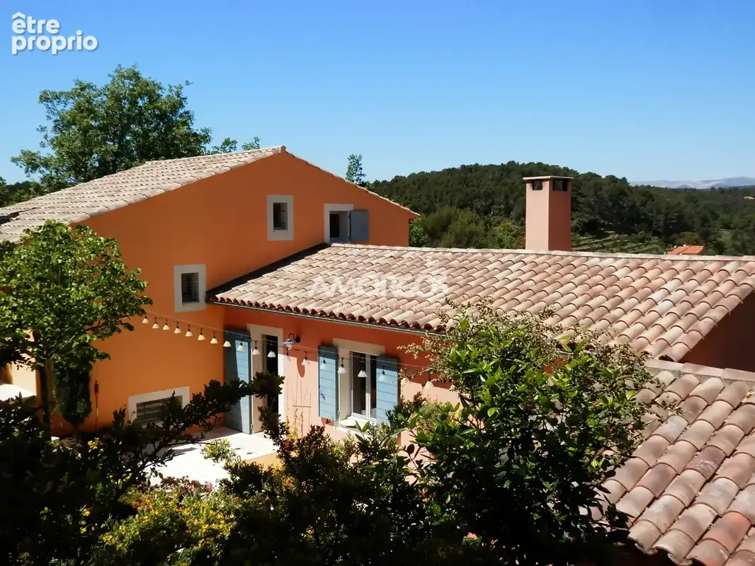 **LE BEAUSSET - Villa Provençale de Rêve** - photo 3