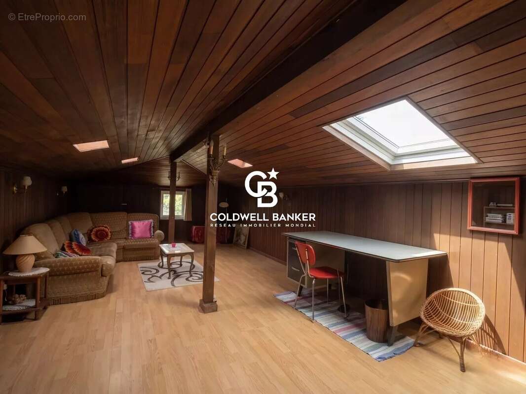 Maison à VETRAZ-MONTHOUX