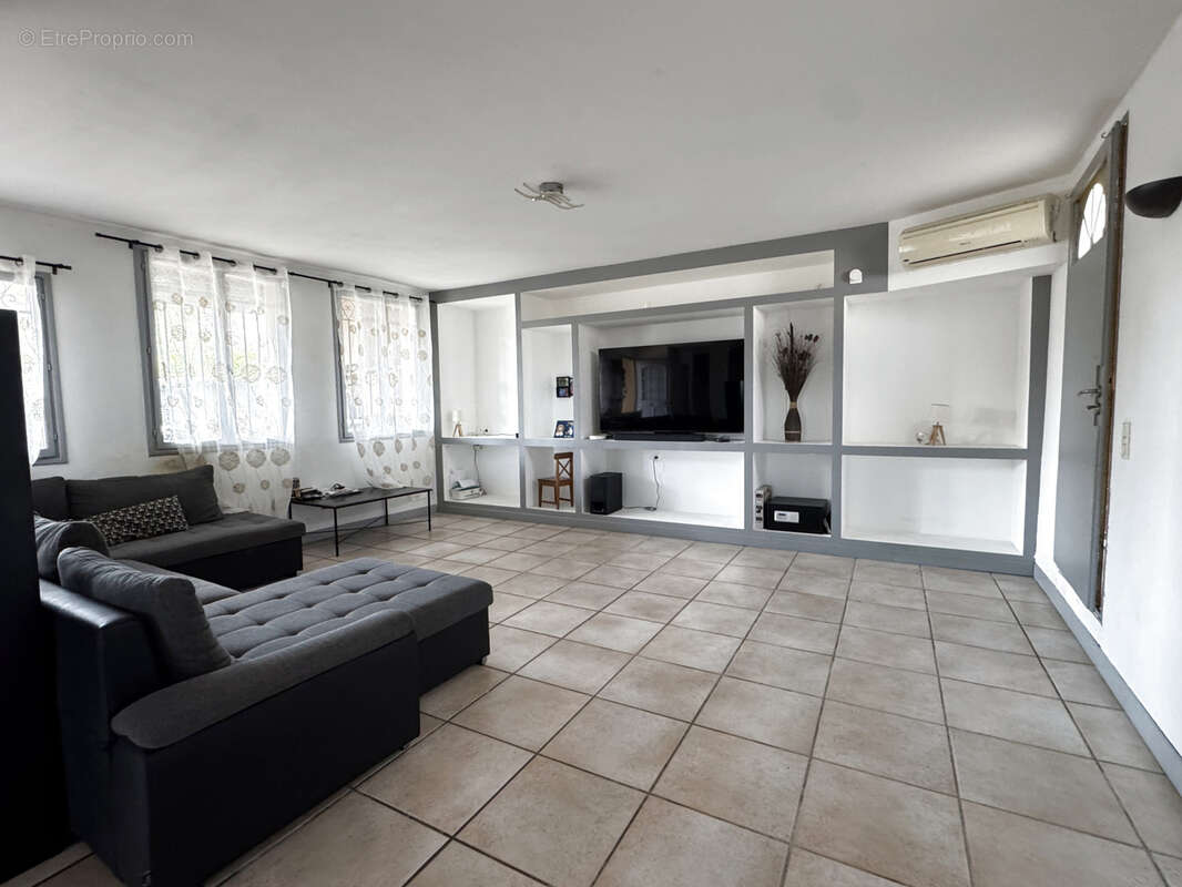 Maison à ESPIRA-DE-L'AGLY