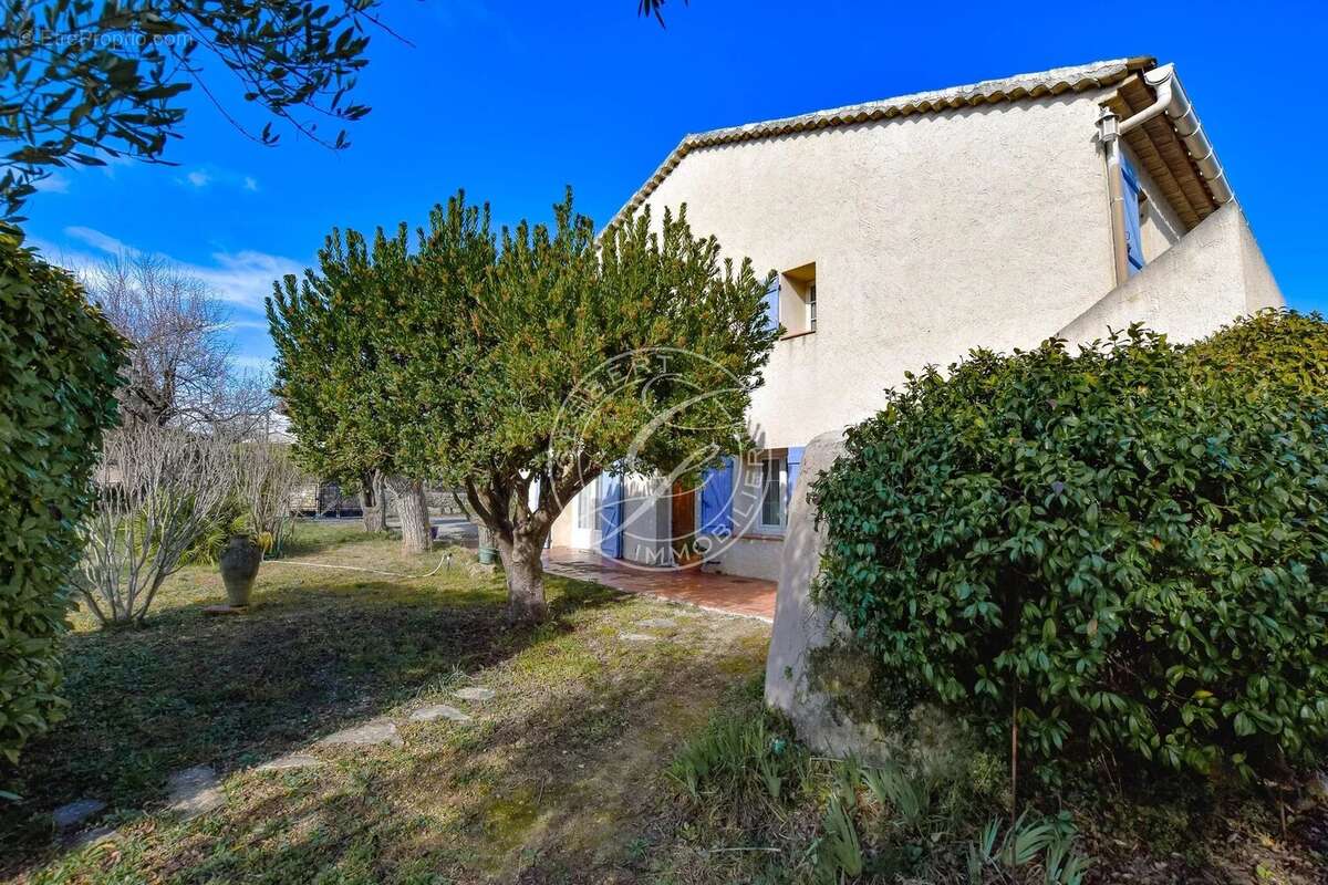 Maison à LORGUES