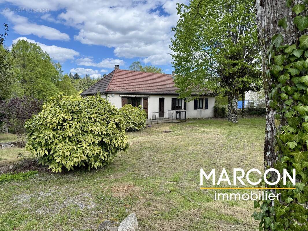 Maison à SAINTE-FEYRE