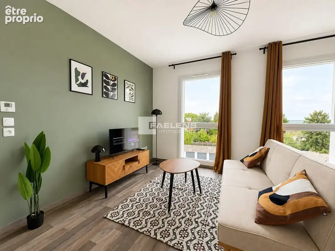 Appartement 4 pièces 76 m² à vendre à Faches-Thumesnil (59155) - photo 2