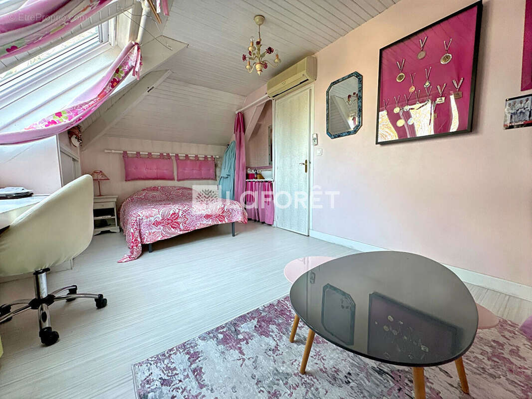 Maison à GIF-SUR-YVETTE