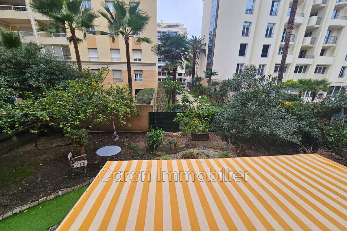 Appartement à CANNES