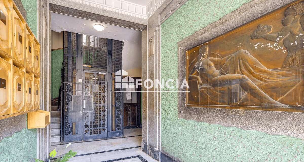 Nice Port – Quartier Max Barel  - 3P 67 m² - Etage élevé - photo 9