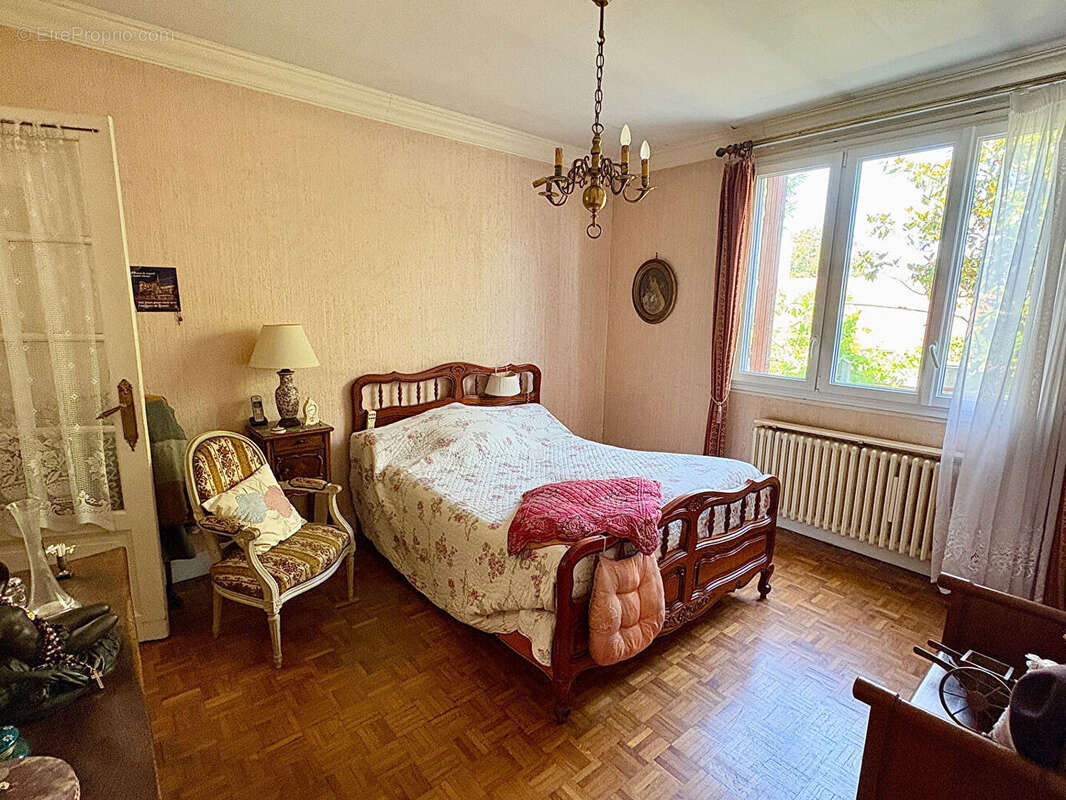 Maison à CHATILLON