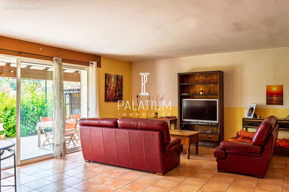 Maison à FORCALQUIER