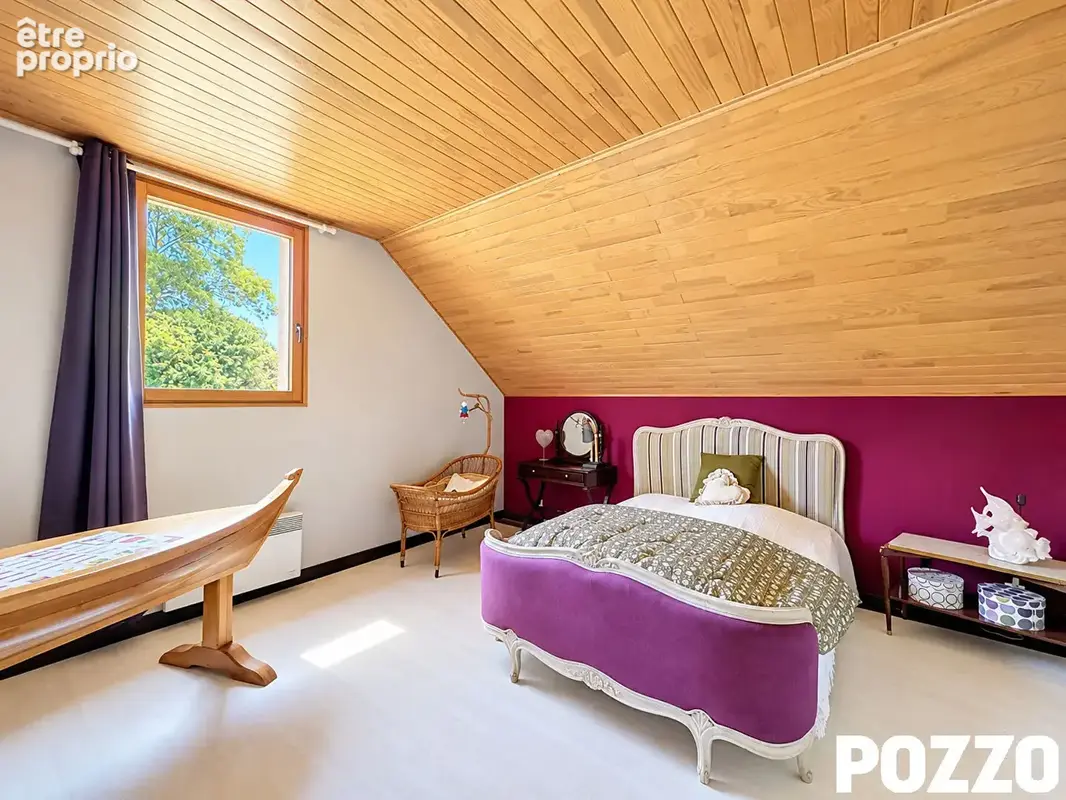 À VENDRE - Maison dans le bourg de Bréhal de 255m² au calme avec parc arboré - photo 14