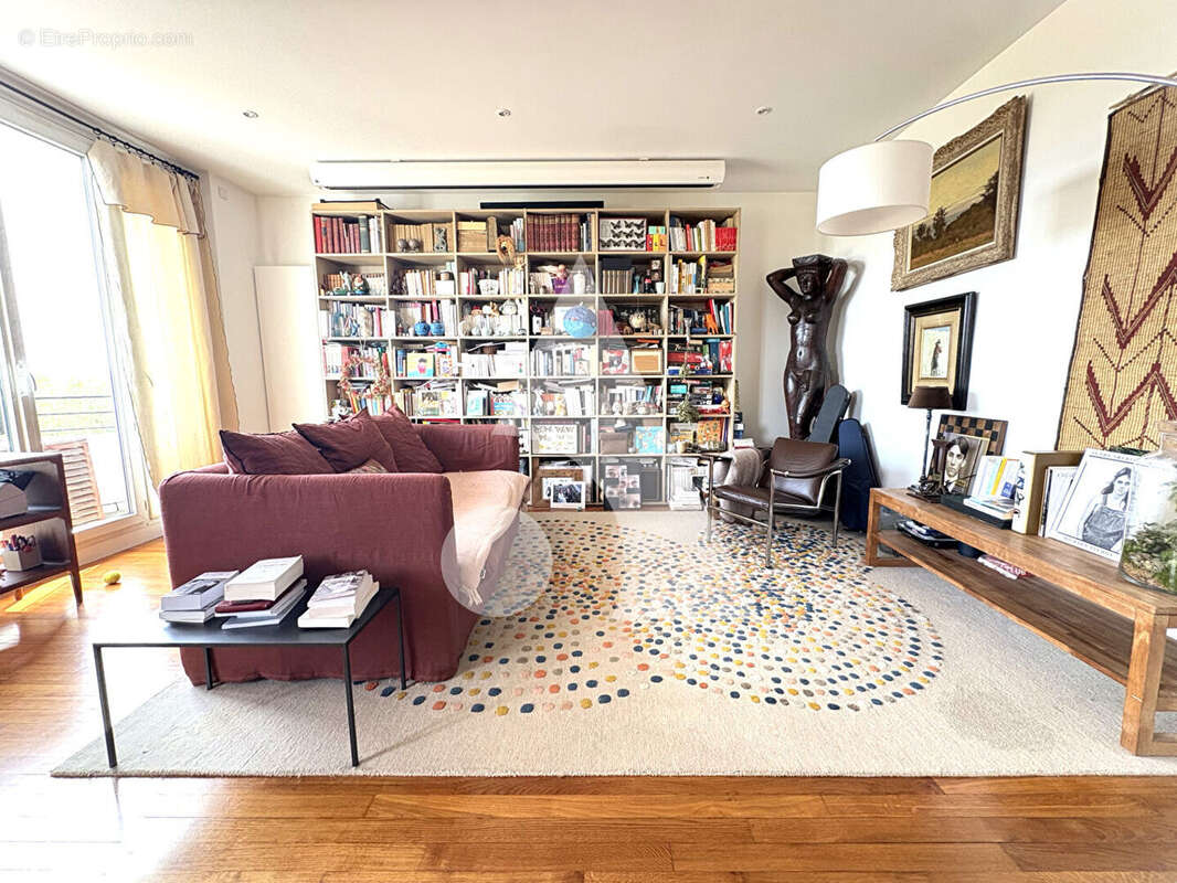 Appartement à PARIS-12E