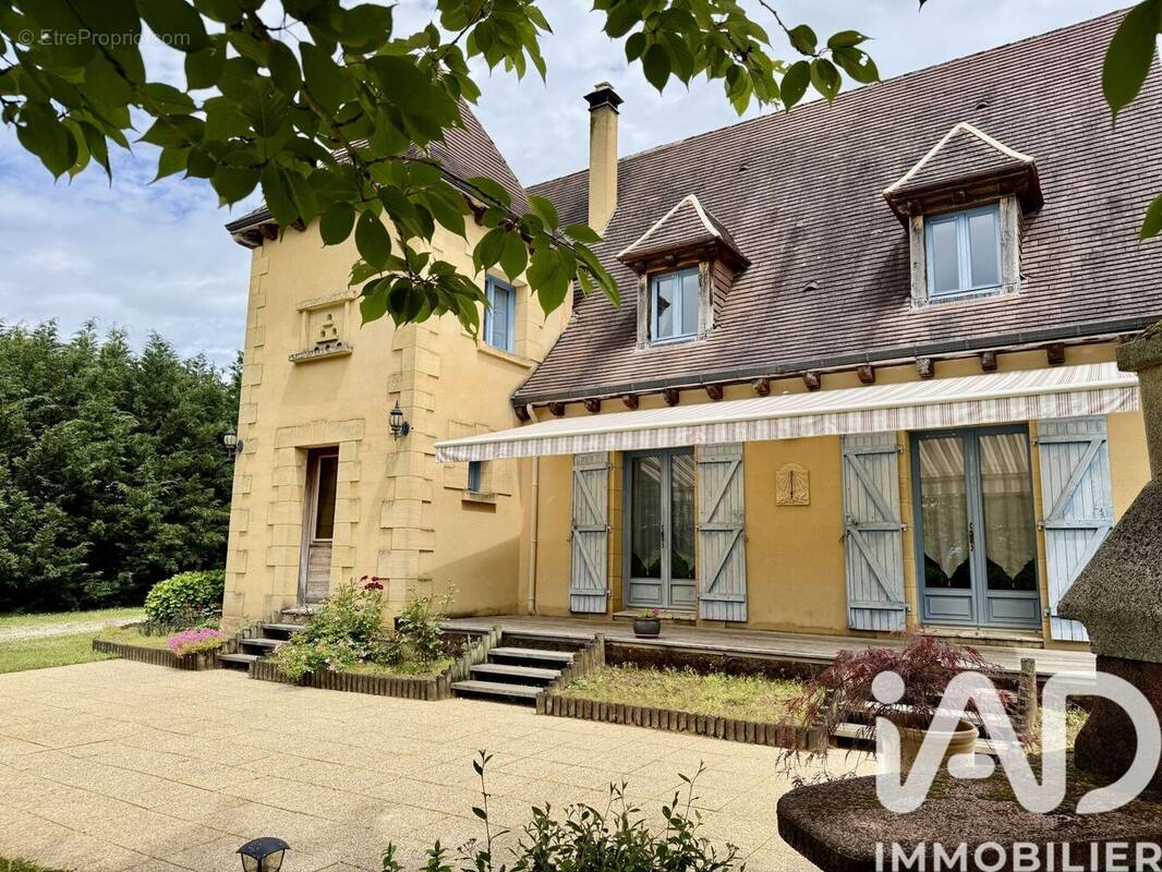 Photo 1 - Maison à CENAC-ET-SAINT-JULIEN