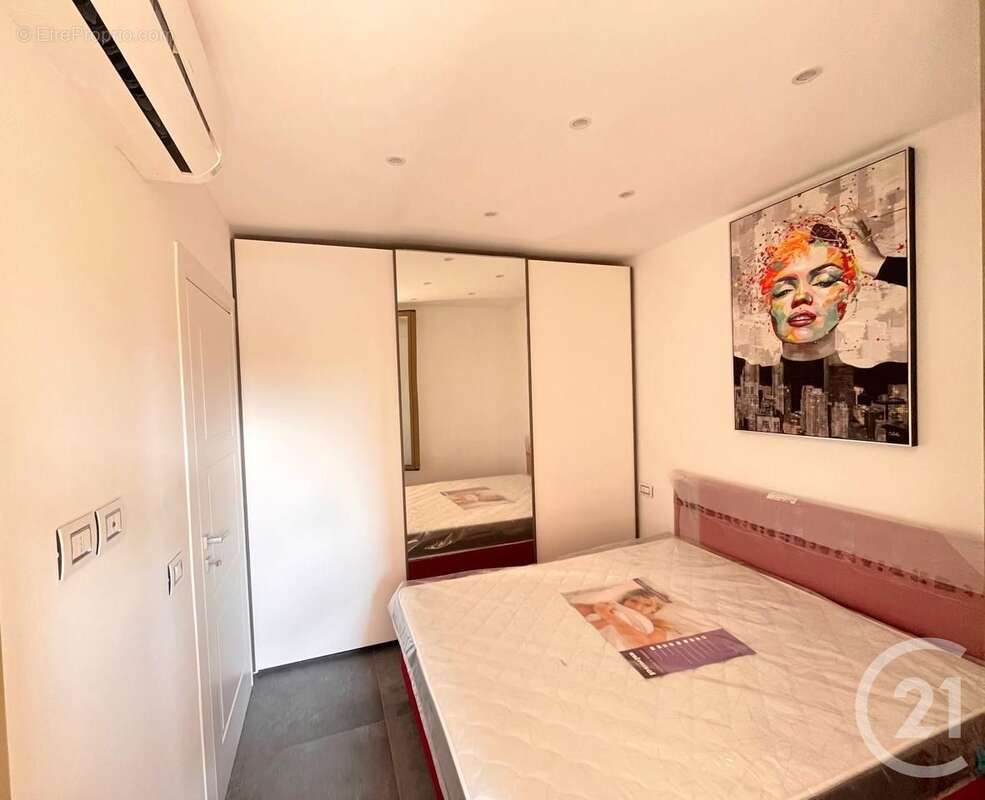 Appartement à ROQUEBRUNE-CAP-MARTIN